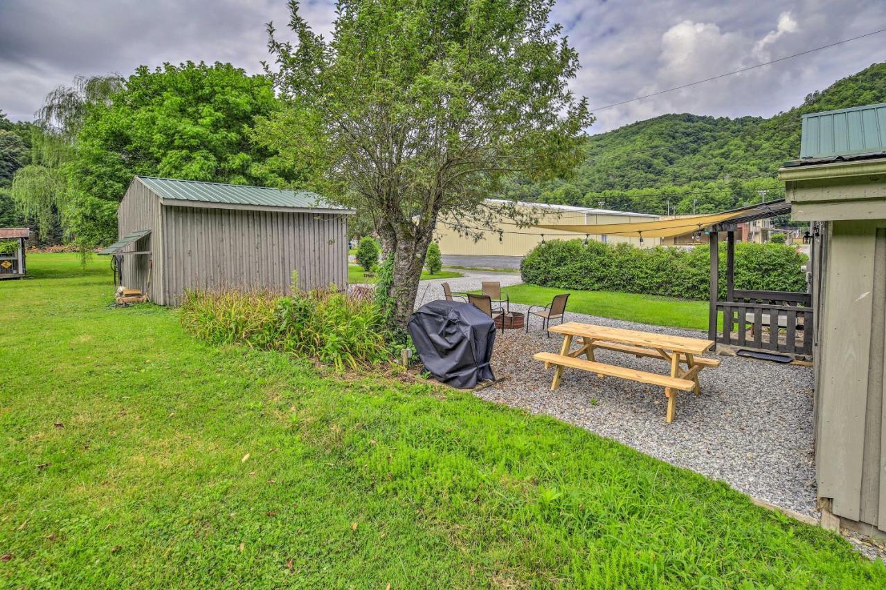 Damascus Cottage With Fire Pit - 1 Mi To Trails Buitenkant foto